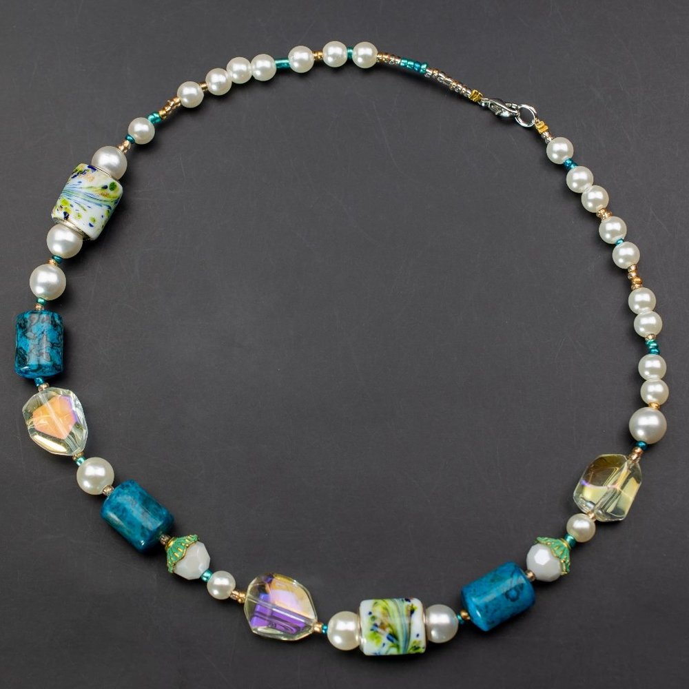Colorful multi beads and pearl choker necklace, handmade y2k jewelry - Picture 3 of 12